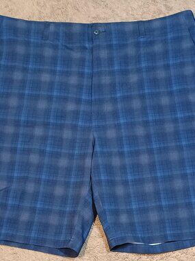 Ben Hogan/Golf Shorts/Mens 44 Blue Gray Shadow Plaid Preppy Resort Country Club